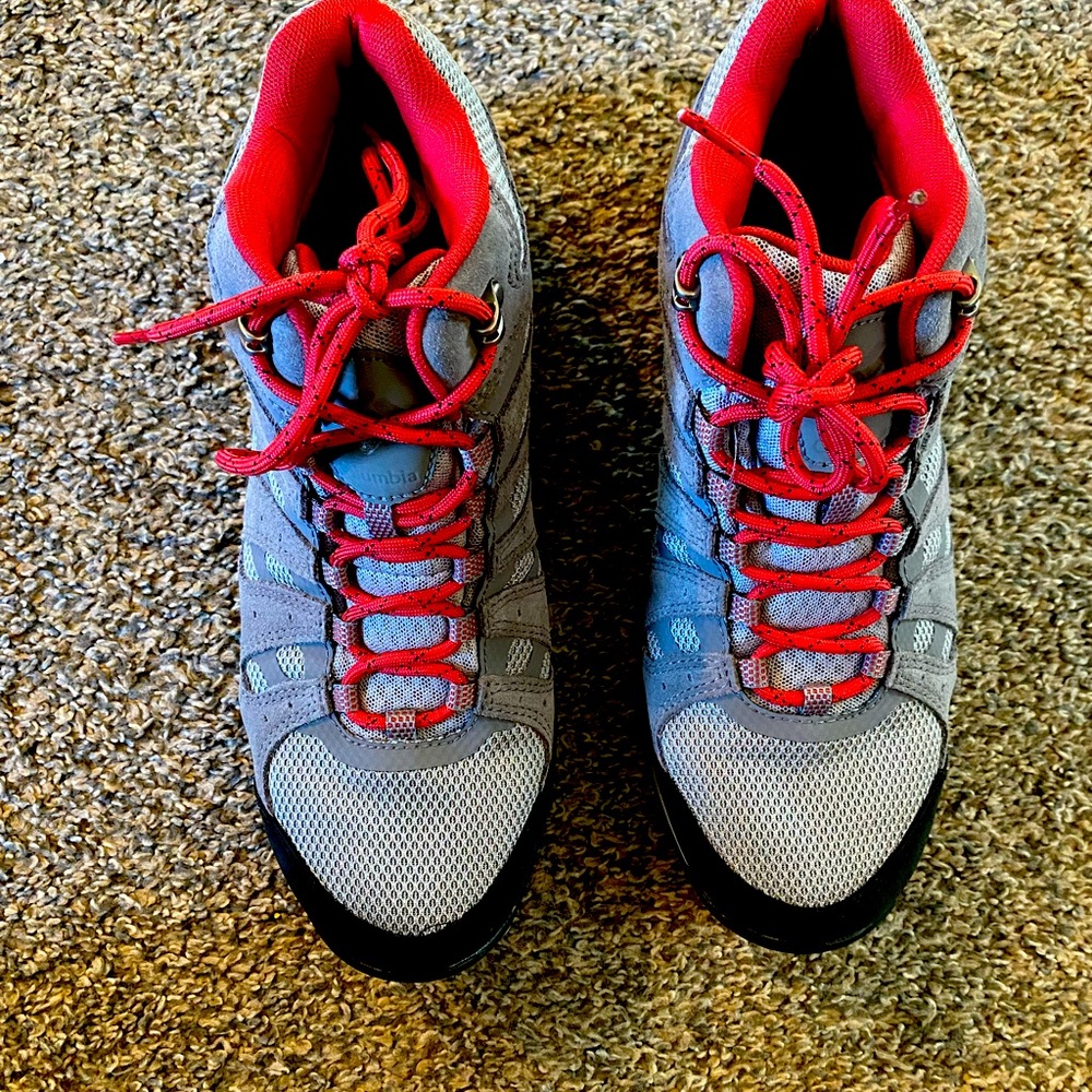 Women’s Columbia, hiking boot size 10, gray and red